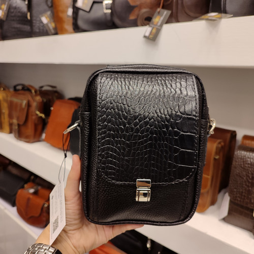 کیف رودوشی چرمی کوچک قفل ناخنی مدل C327