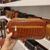 کیفشوزبگ (دستی) چرمی ۵ زیپه کروکو با جاکارتی مدل C339