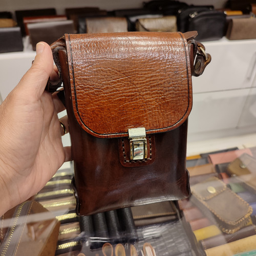 کیف مینیمال چرمی گاومیشی دست ساز خاص مدل C404