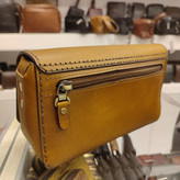 کیف زنانه چرمی دست دوز رودوشی کریزی هورس مدل C741