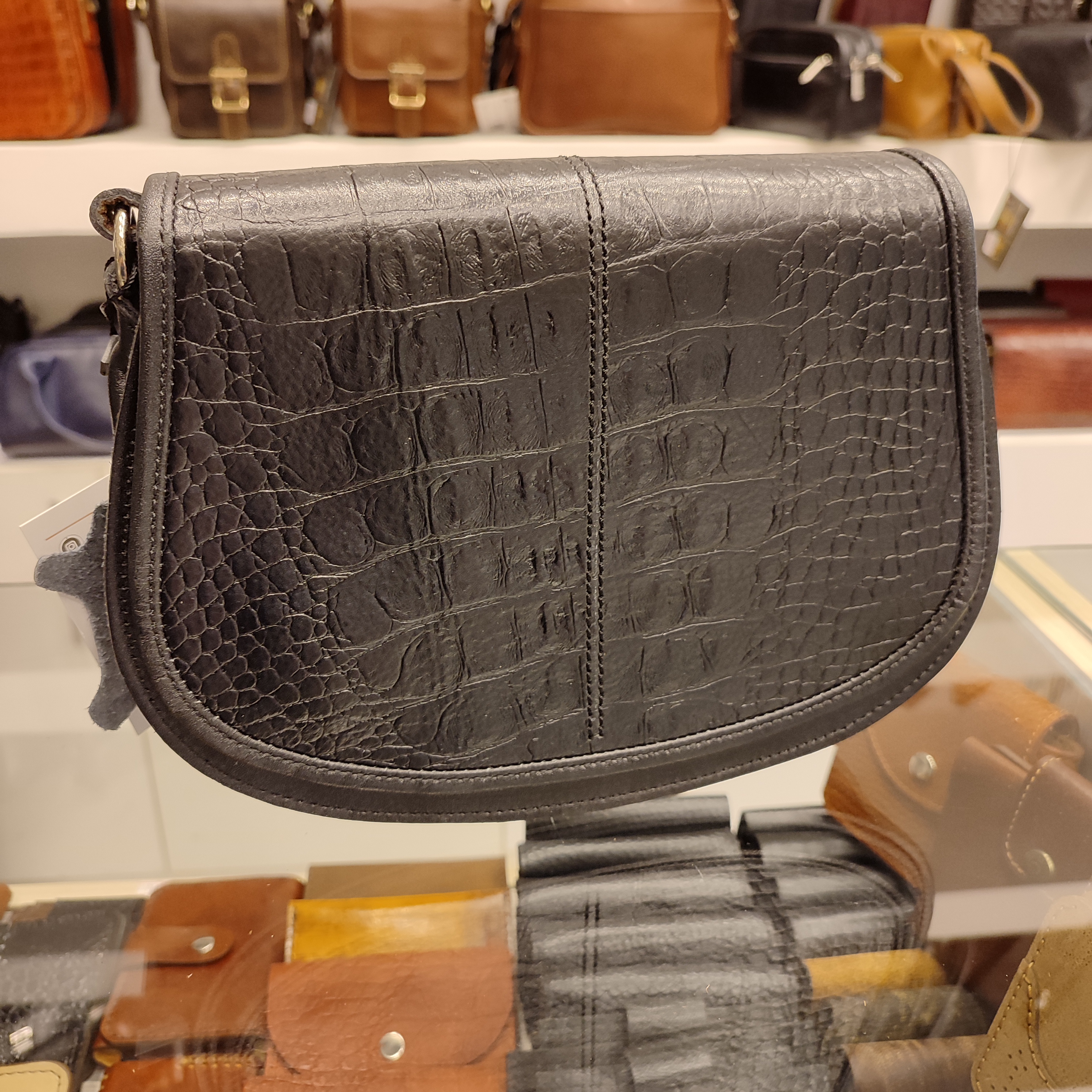 کیف زنانه چرمی رودوشی مدل C764